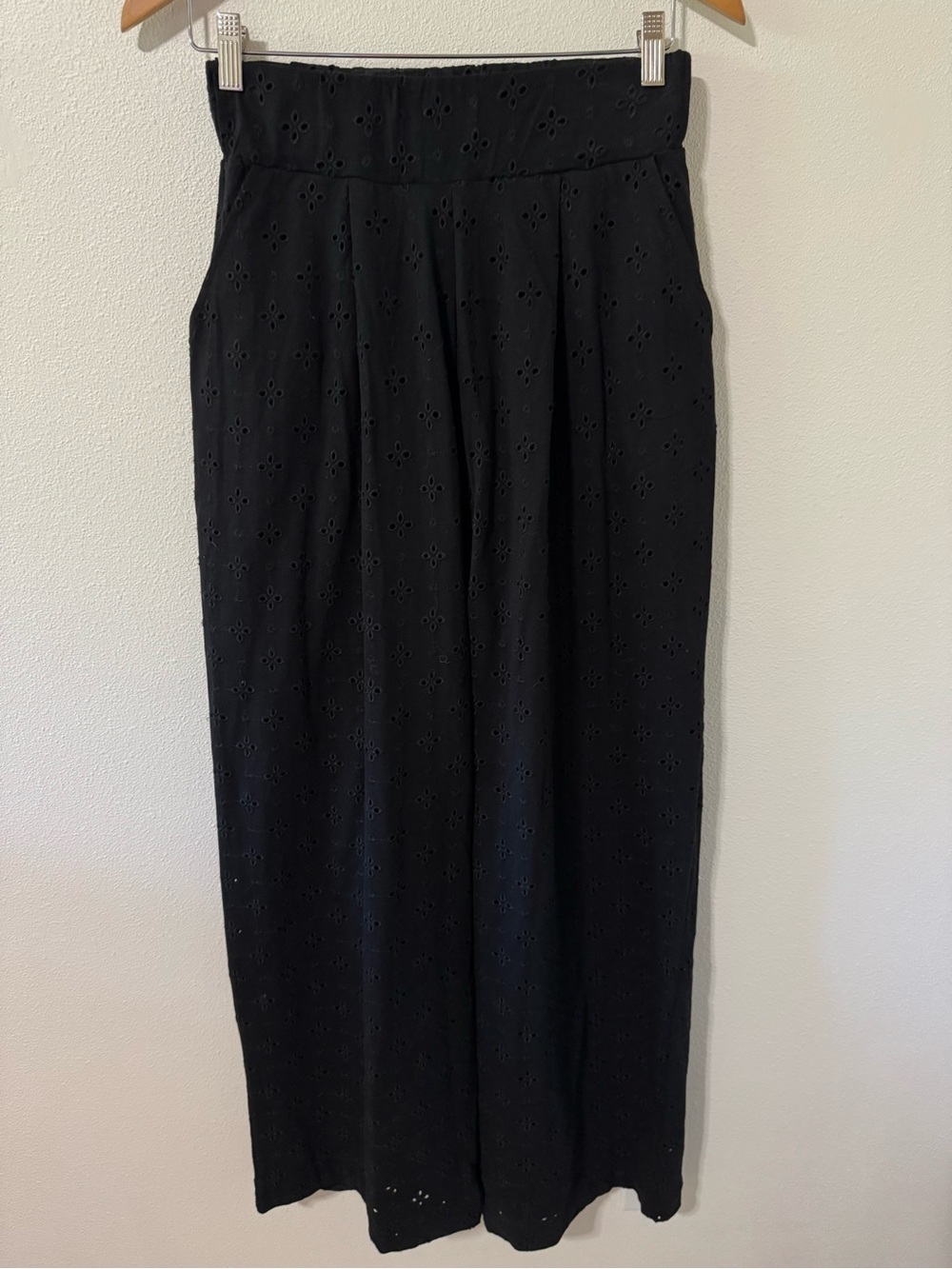 Desigual Eyelet Embroidery Wide Leg Pants Black High Rise Pull On Pockets-M